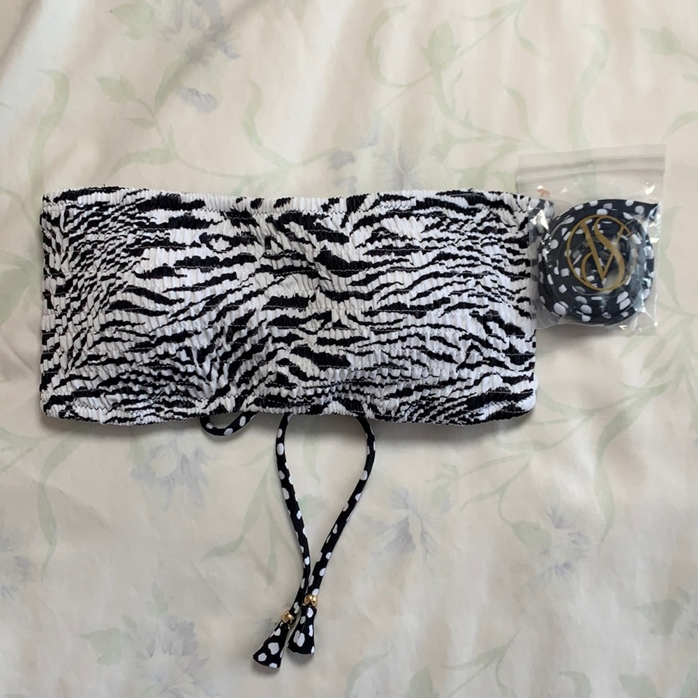 Victoria’s Secret M zebra spring bandeau swim top